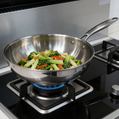 Five-layer steel frying pan / Wok