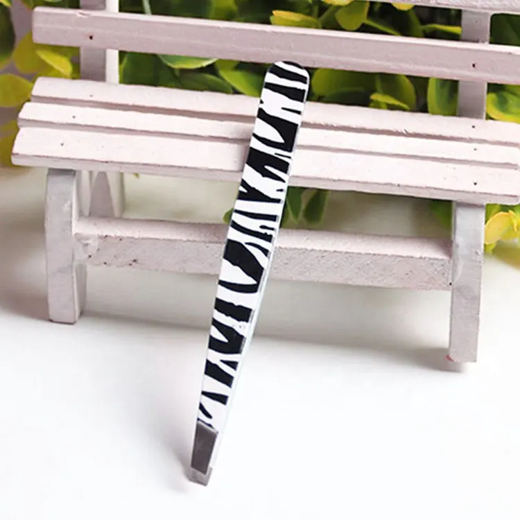 Stainless Steel Slanted Tip Eyebrow Hair Plucking Tweezers With Angled Head For Professional Brow Shaping And Grooming