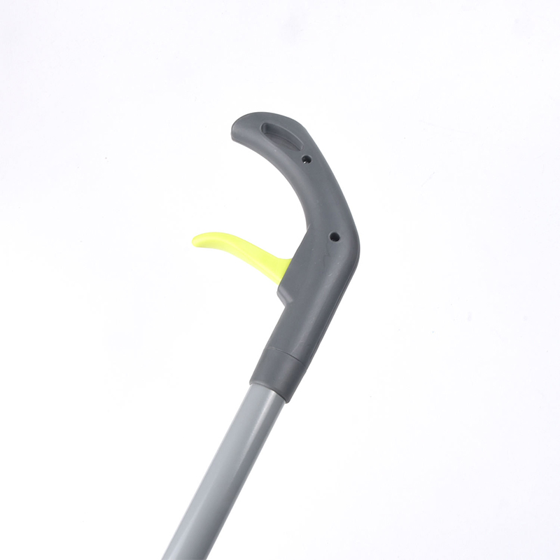 Spray Mop with Adjustable Handle and Reusable Microfiber Pad Mop
