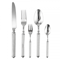 Silver spiral-patterned fine dining tableware set of 5 pieces